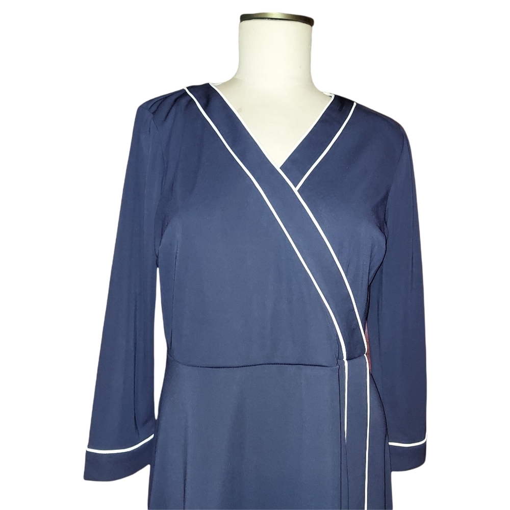 Talbott Dress - Picture 2 of 9